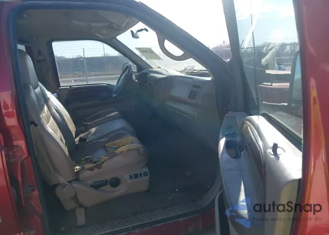 2002 Ford F-250 Lariat/Xl/Xlt z USA, uszkodzony, nr VIN 1FTNW21F52EB86384